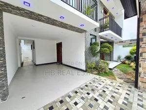 Architecture Designed Super Luxury Three Storey House Kahathuduwa