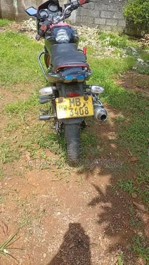 Bajaj Pulsar 150 2005