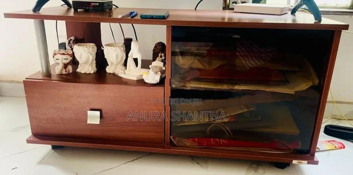 Softlogic 32” Smart TV with Stand
