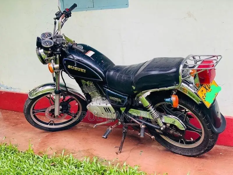 Suzuki GN 125 2012