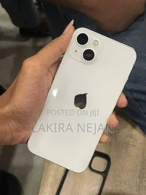 Apple iPhone 13 (Used)