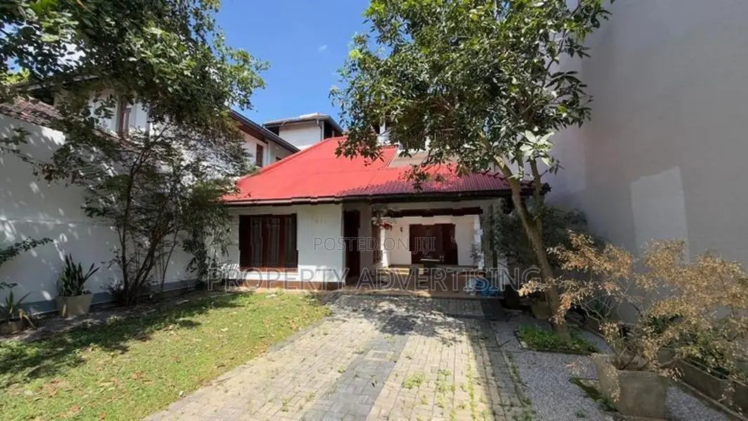 Spacious Family House for Sale – Battaramulla | Koswatta