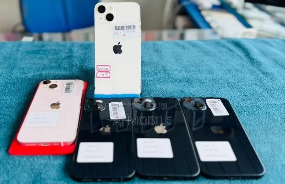Apple iPhone 13 128GB (Used)