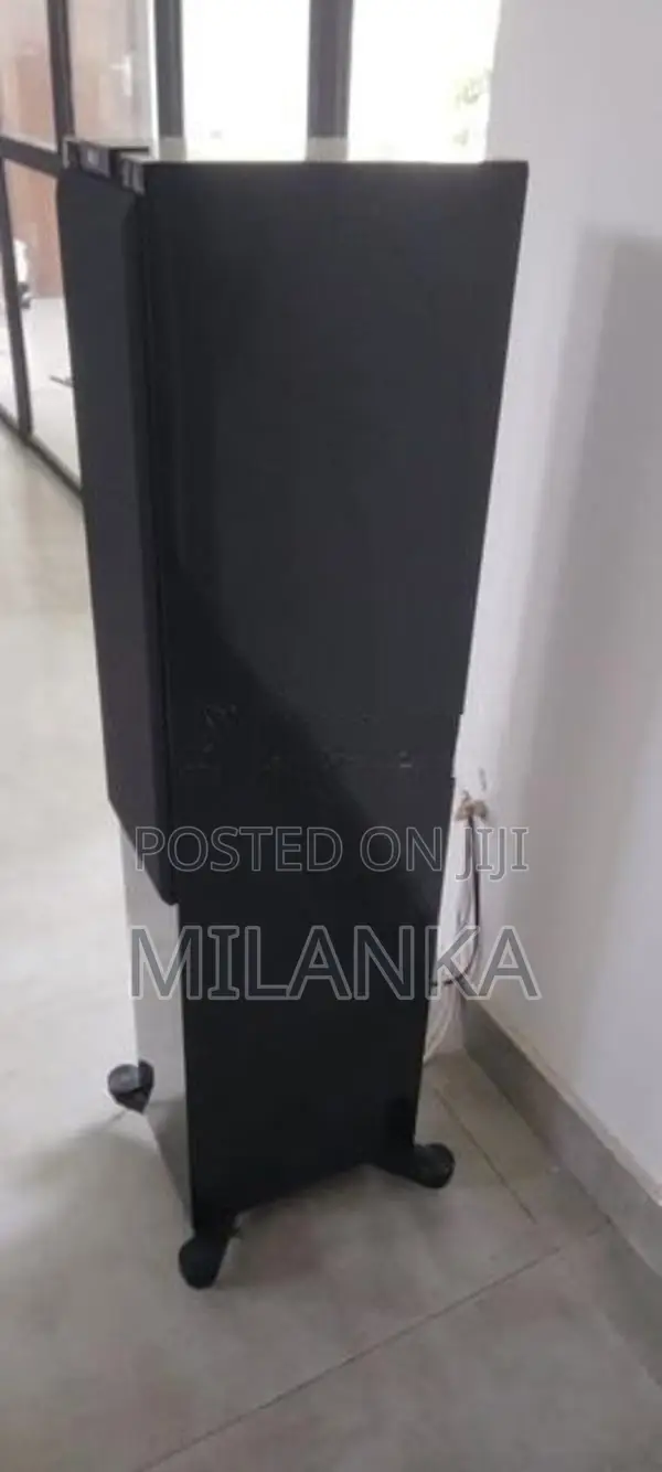 KEF R500 Speaker Pair