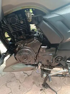 TVS Apache RTR 180 2015