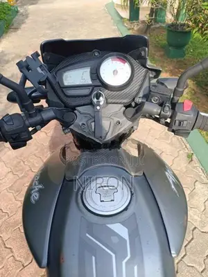 TVS Apache RTR 180 2015