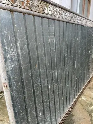Gate 10’ X 6’