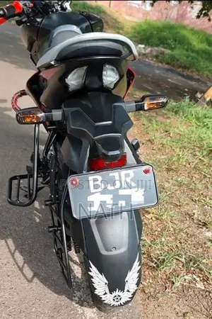 Bajaj Pulsar N125 2025