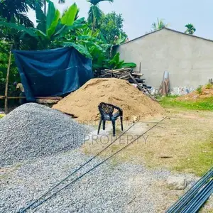 ( IS-1032)Valuable Residential Bare Land Sale in Pannipitiya