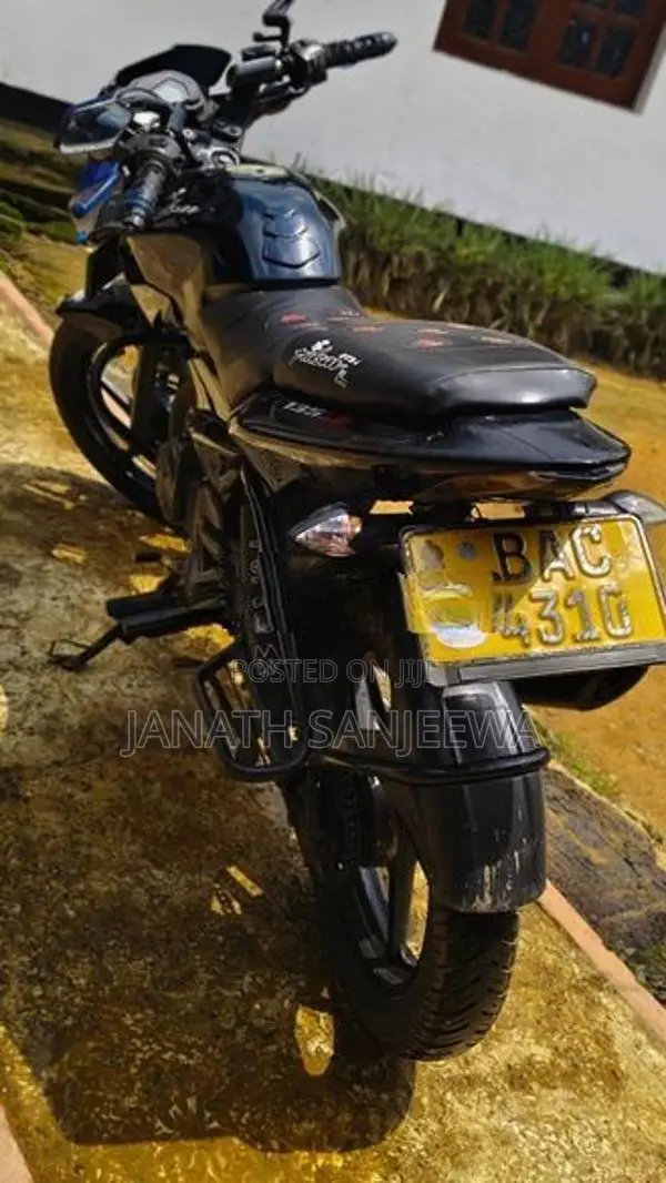 Bajaj Pulsar 135 2013
