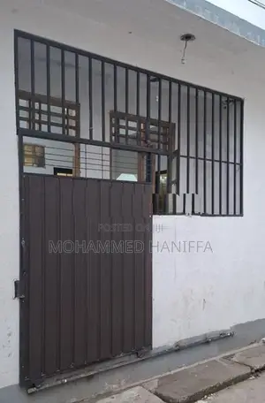 House for Lease in Wadugodawaththa (perera Mawatha), Meethotamulla