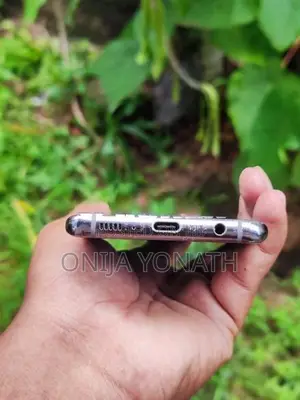 Samsung Galaxy S10 (Used)