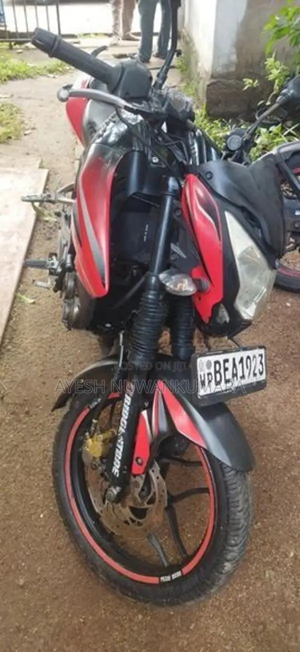 Bajaj Pulsar NS150 2016