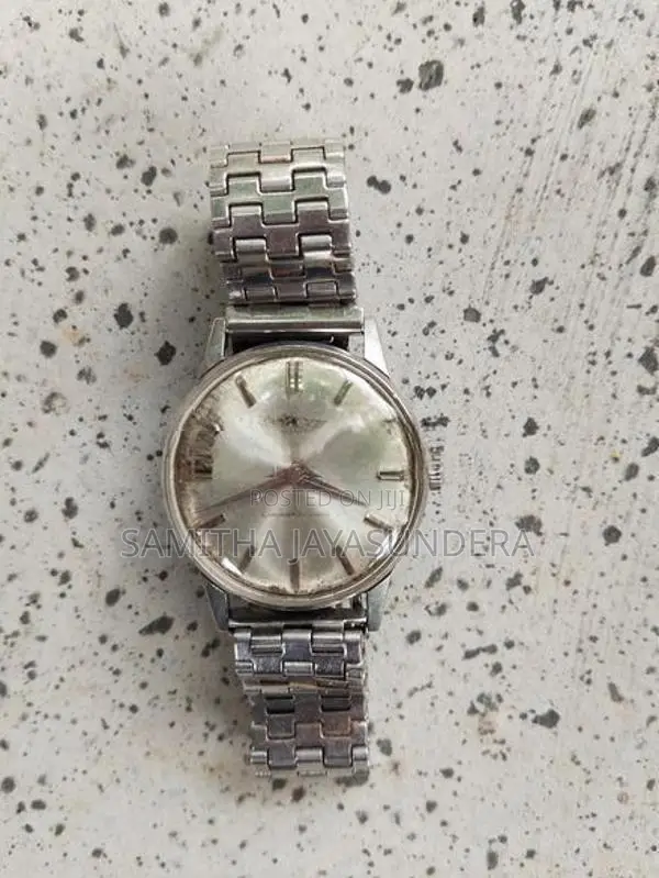 Seiko crown watch