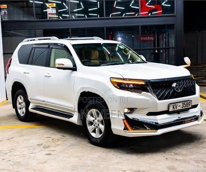 Toyota Land Cruiser Prado 2011