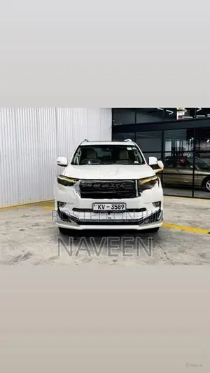 Toyota Land Cruiser Prado 2011