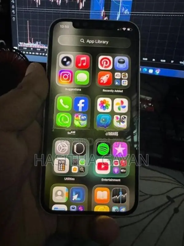 Apple iPhone 12 (Used)