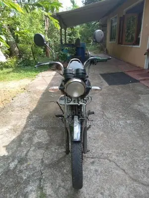 TVS Victor 2004