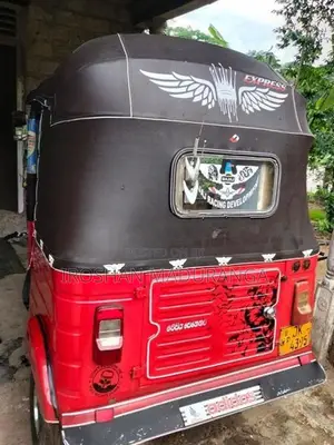 Bajaj RE 2004