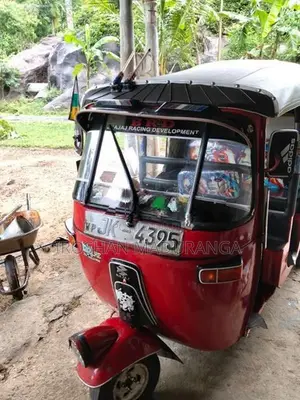 Bajaj RE 2004