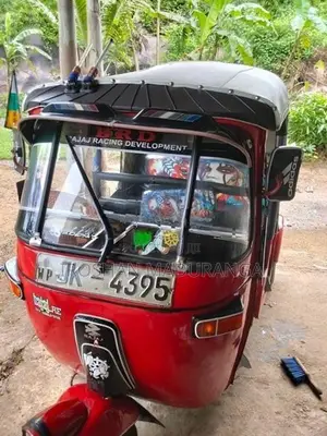 Bajaj RE 2004