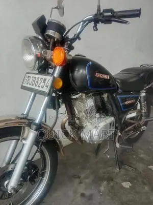 Suzuki GN 125 2020