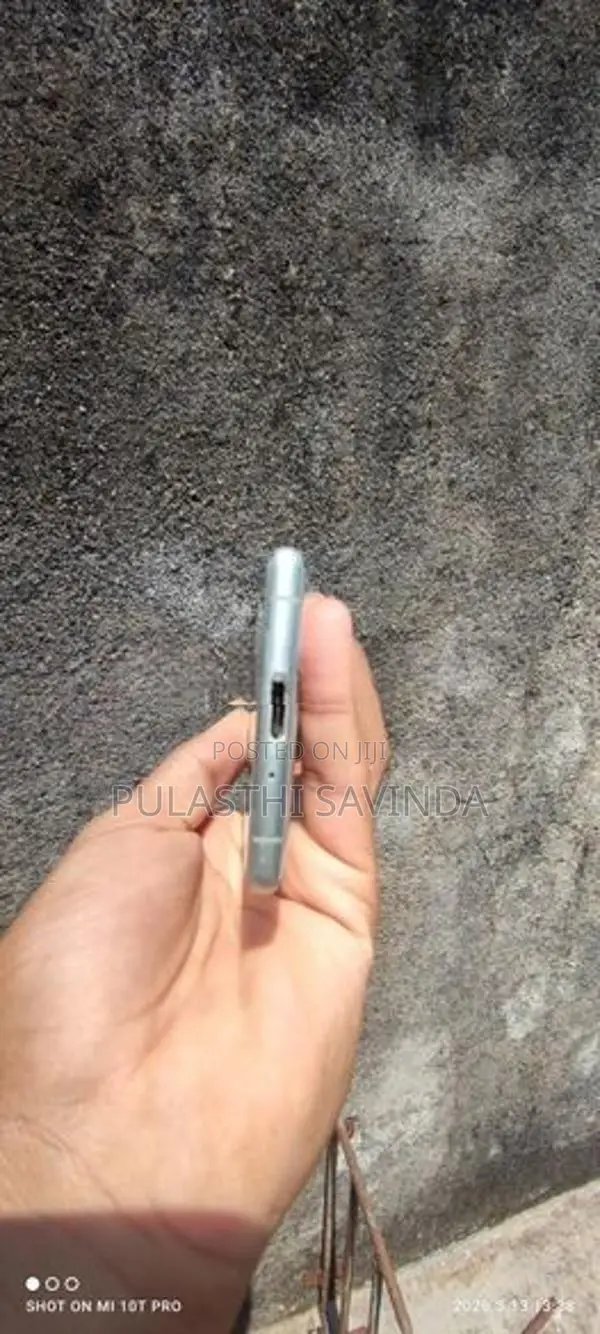 Sony Xperia XZ3 (Used)