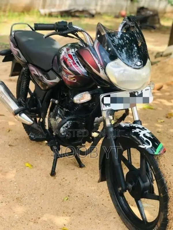 Bajaj Discover 2013