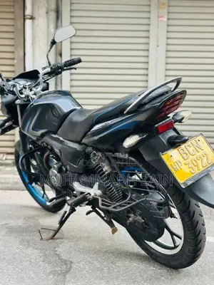 Bajaj Discover 125 2016