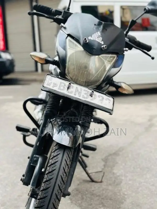 Bajaj Discover 125 2016