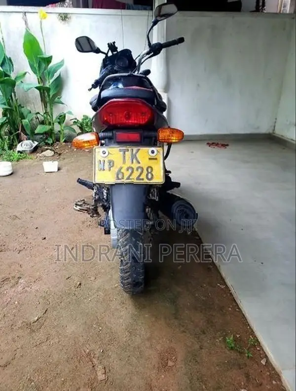 Bajaj Discover 2007
