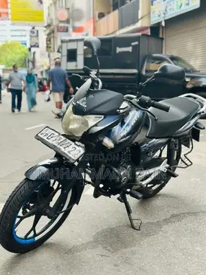 Bajaj Discover 125 2016