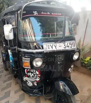 Bajaj RE 2012