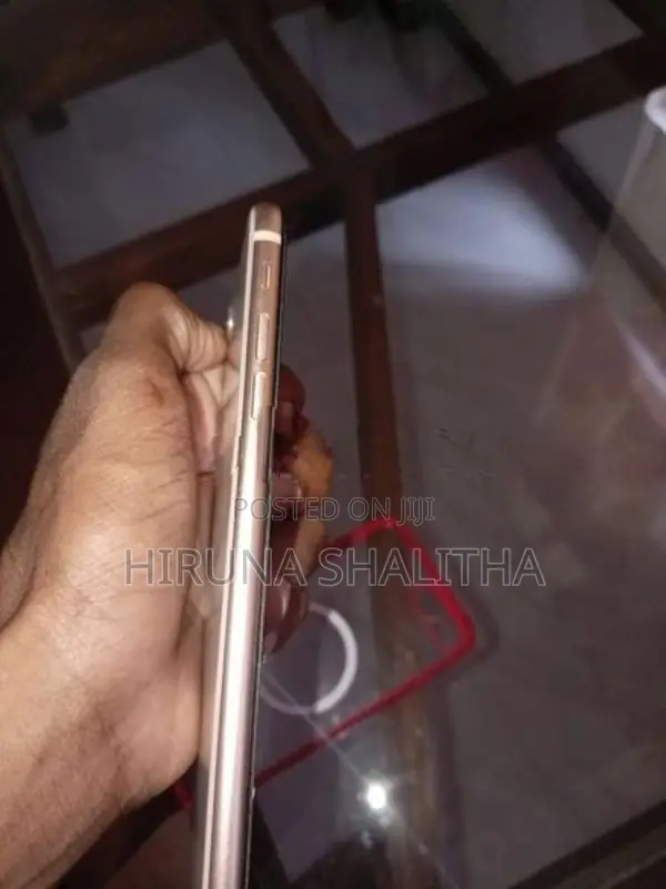Apple iPhone 8 Plus (Used)