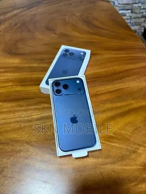 Apple iPhone 17 Pro Max 256GB XA (Used)