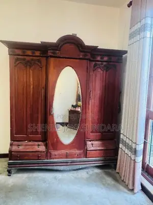 Bedroom Furniture Set