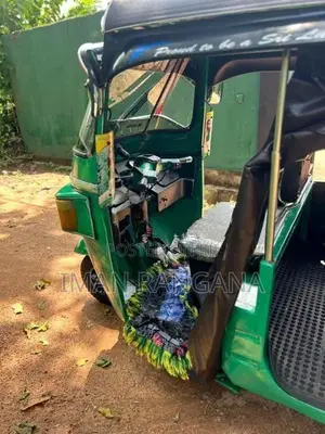 Bajaj RE 2007