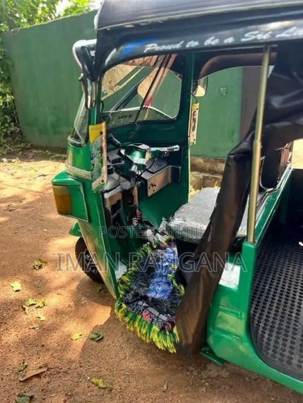 Bajaj RE 2007
