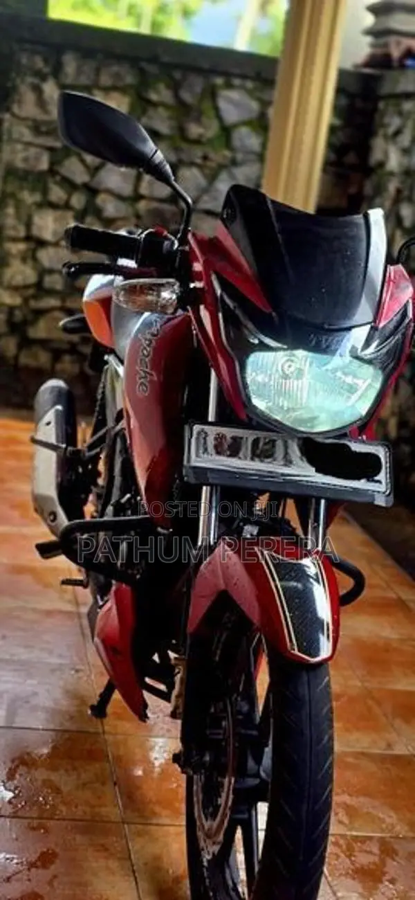 TVS Apache RTR 150 2015