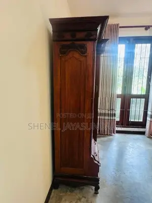 Bedroom Furniture Set