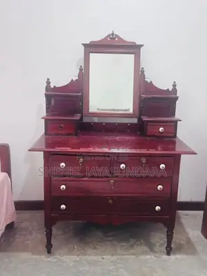Bedroom Furniture Set