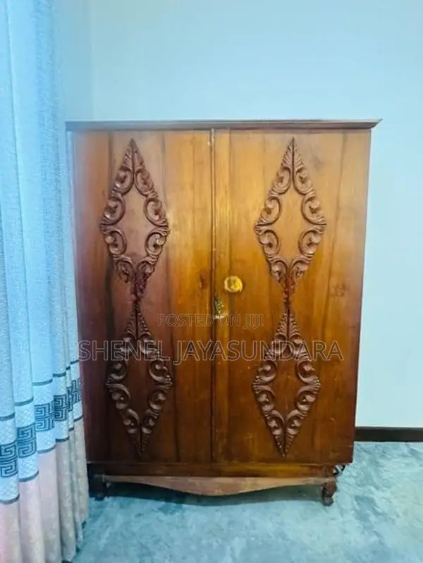 Bedroom Furniture Set