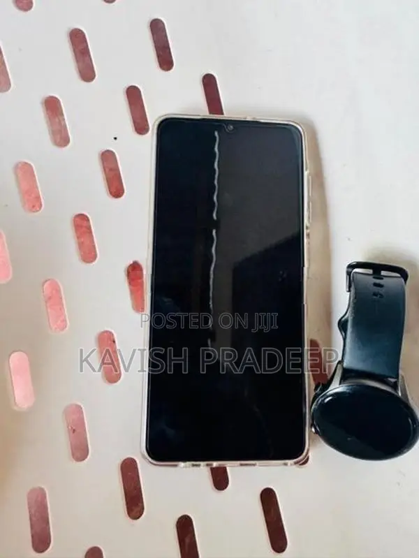 Samsung Galaxy A06 (Used)