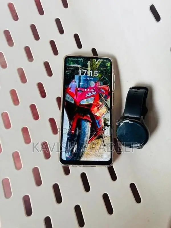 Samsung Galaxy A06 (Used)