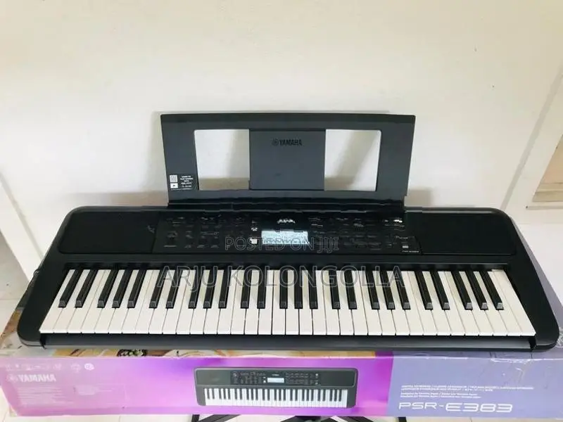 Yamaha PSR E383 Keyboard