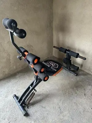 Six Pack Care Workout Machine