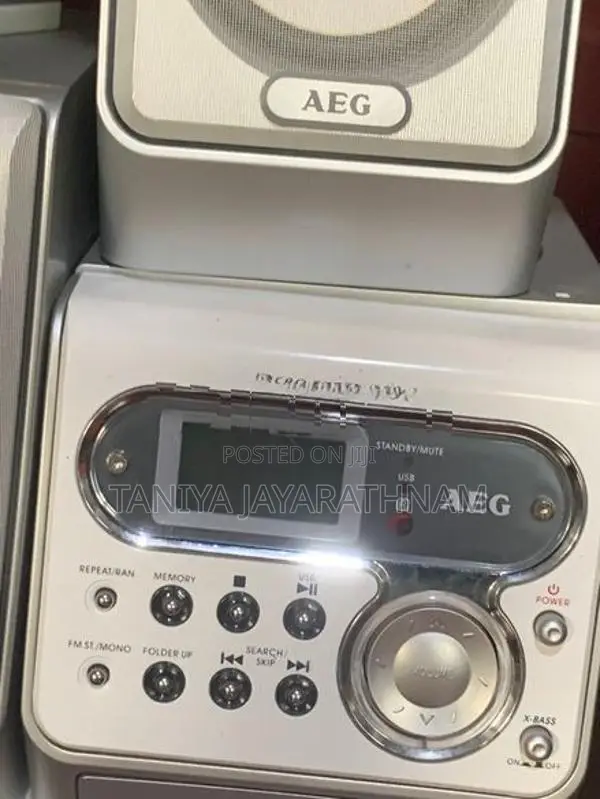AEG Speaker Set