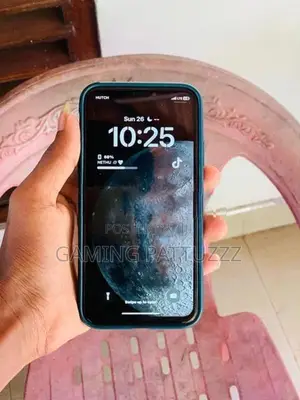 Apple iPhone X (Used)