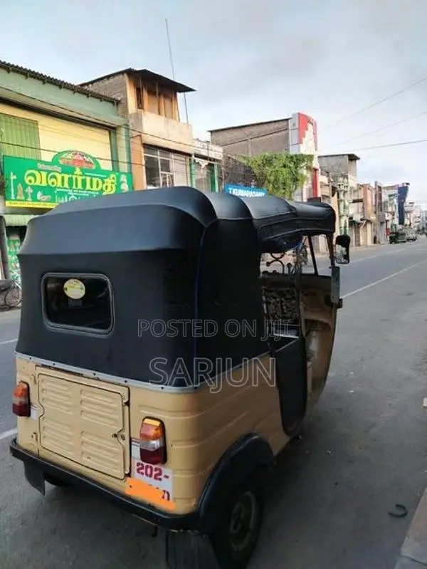 Bajaj RE 1995