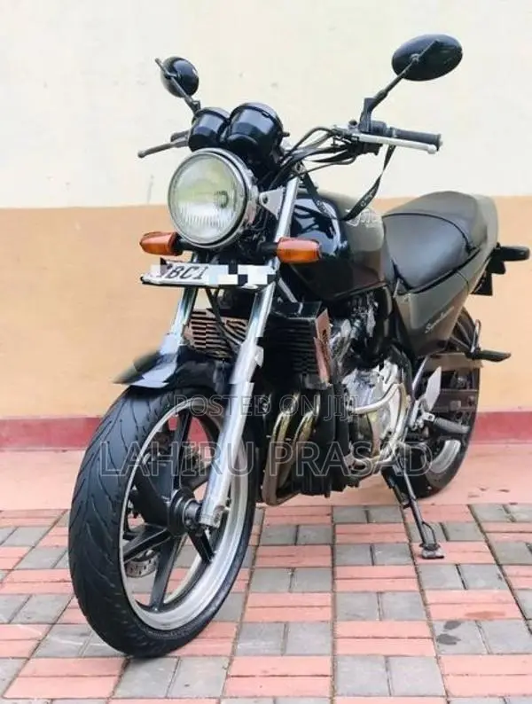 Honda Jade 2015